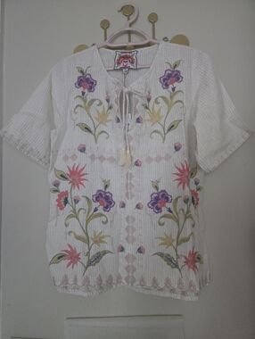 NWT Johnny Was Ruffle Sleeve Tunic Top Size XS